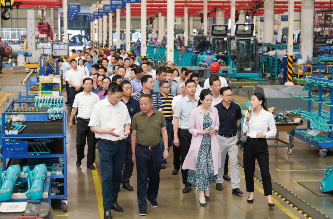 省委党校专题钻研班调研龙8头号玩家智能