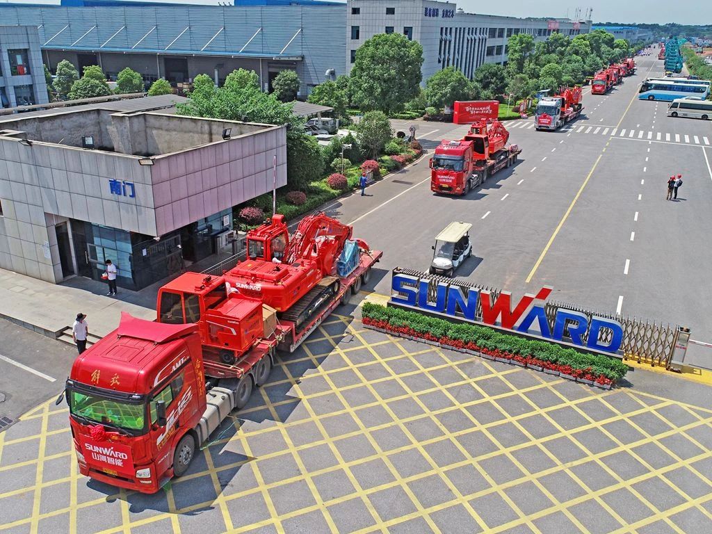 闻令而动！龙8头号玩家智能应抢救援队整装待发