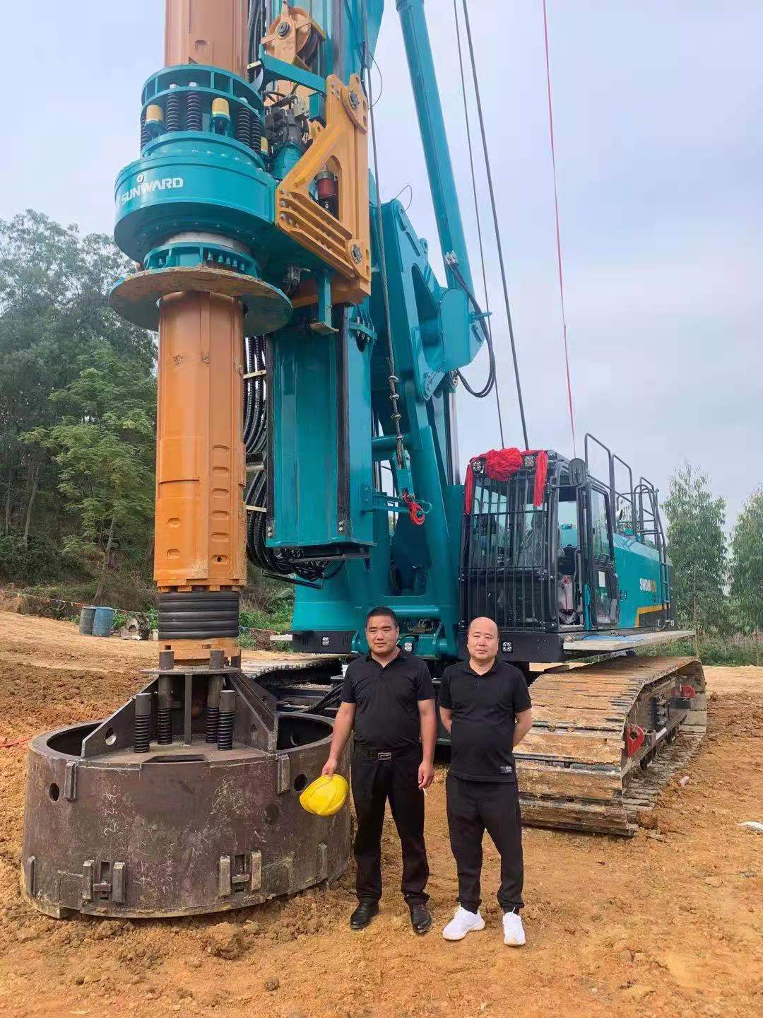 献力塞上江南！龙8头号玩家智能旋挖钻机参建银昆高速宁夏段 | 百年风华筑漂亮龙8头号玩家（4）