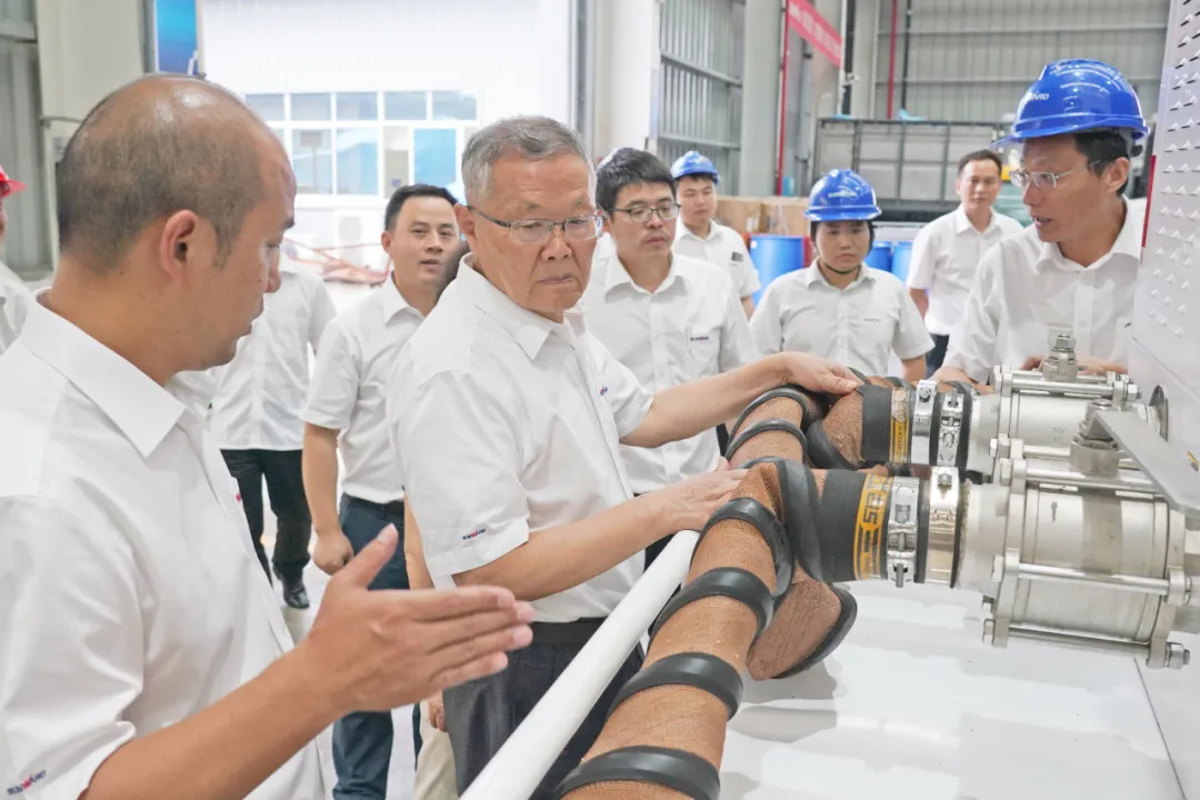 媒体聚焦 | 龙8头号玩家智能董事长、首席专家何清华：切记总书记嘱托 施展先导式立异优势 走高质量生长蹊径