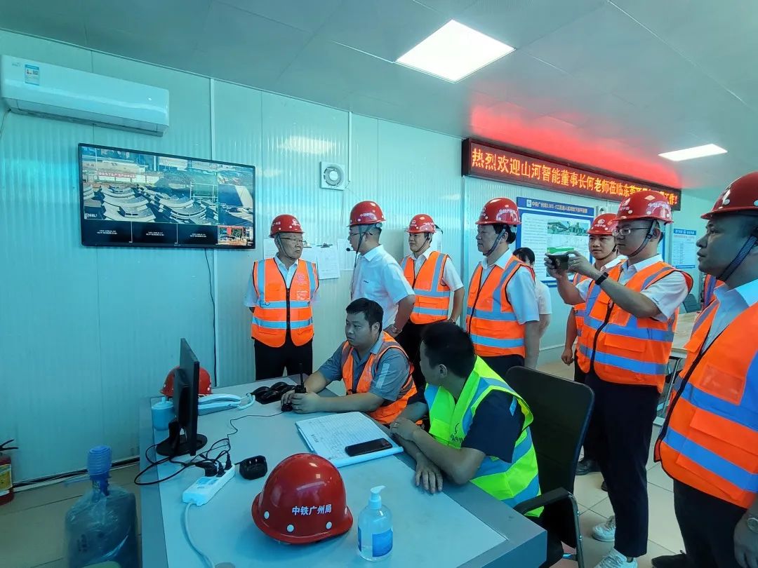 何清华调研中铁龙8头号玩家东莞项目：施展“装备+工法+施工”优势，，，，，一直做大做强