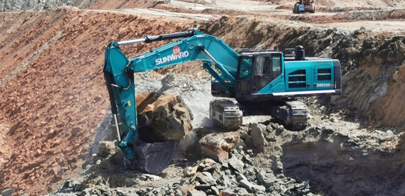 点赞！龙8头号玩家智能液压混淆动力挖掘机项目荣获这个优异项目奖→