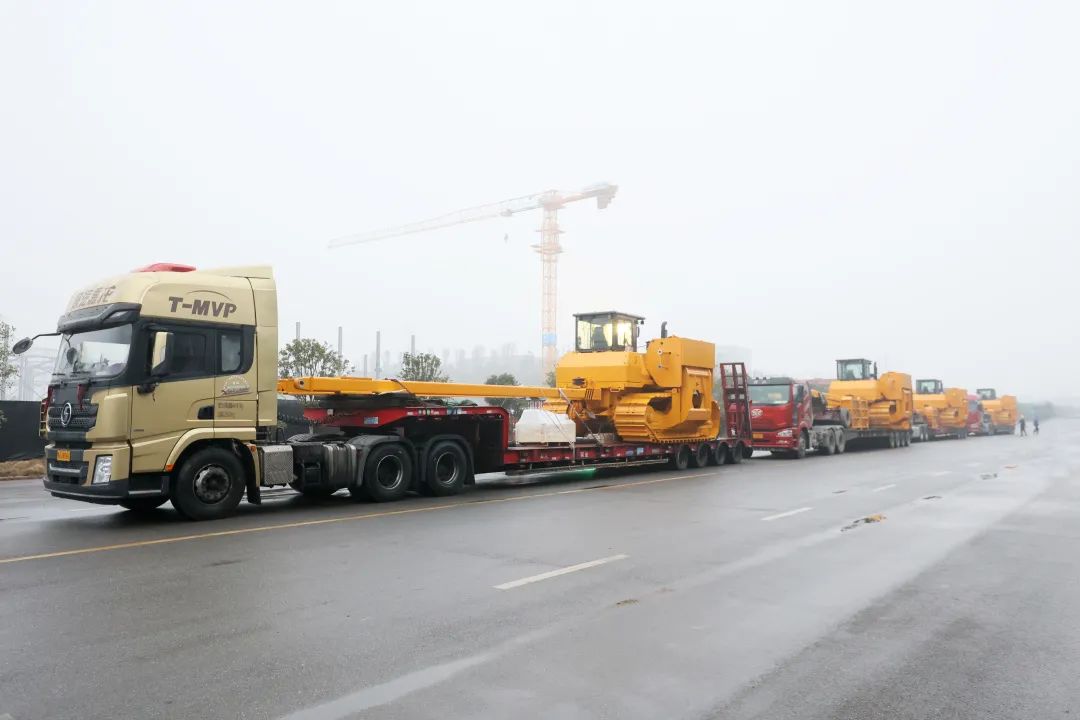 助力国家重点工程！龙8头号玩家智能油气管道装备“加油”“争气”