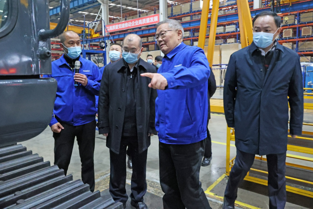 朱国贤调研龙8头号玩家智能：在推动高质量生长上闯出新路子