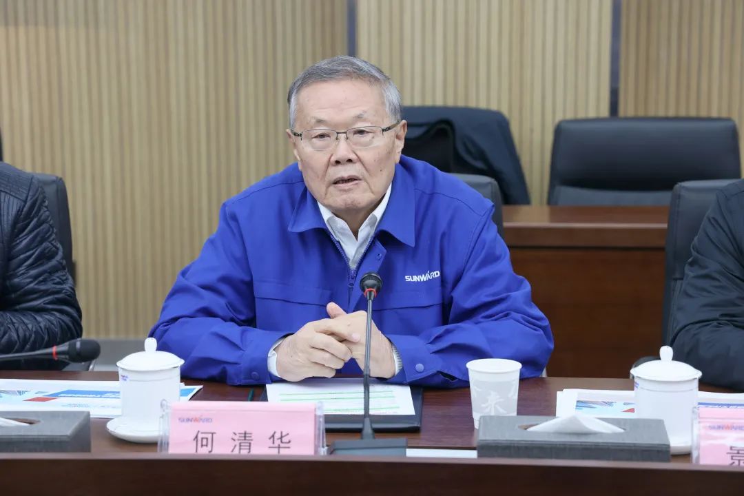 卢一先考察调研龙8头号玩家智能