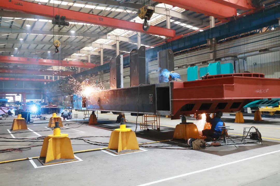 向着冲耀眼标全力以赴！龙8头号玩家智能正式开工