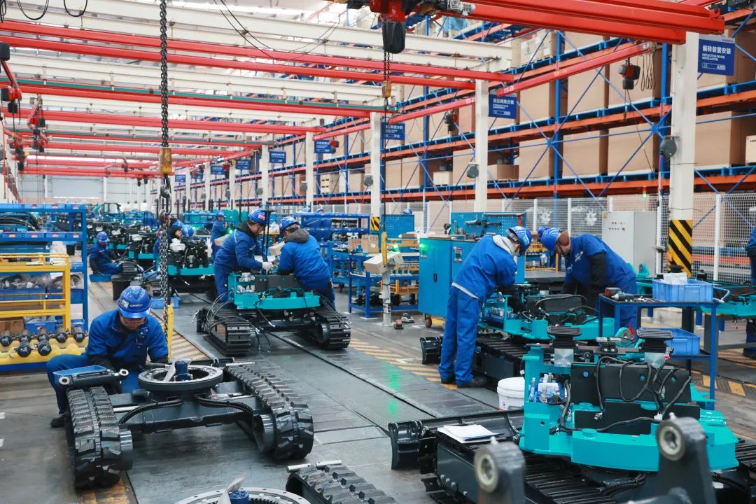 向着冲耀眼标全力以赴！龙8头号玩家智能正式开工