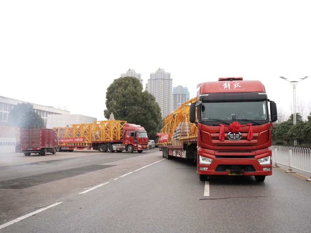 “虎”力全开！龙8头号玩家江麓开门红发货仪式盛大举行