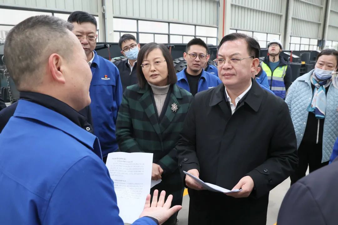 沈裕谋调研龙8头号玩家智能