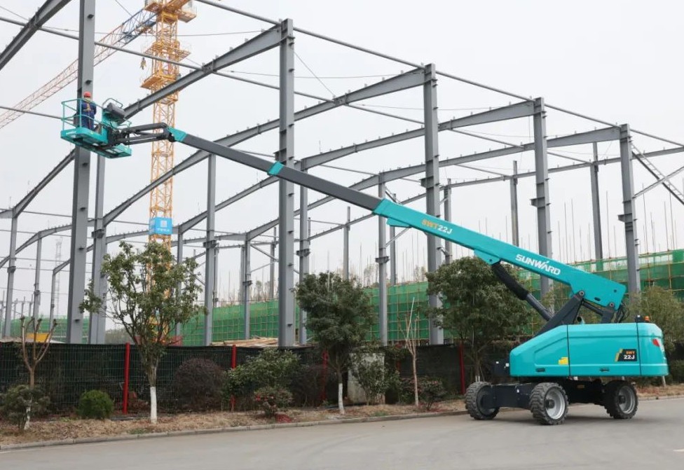 勇闯蓝海！龙8头号玩家智能两款臂式高空作业平台正式“出道”