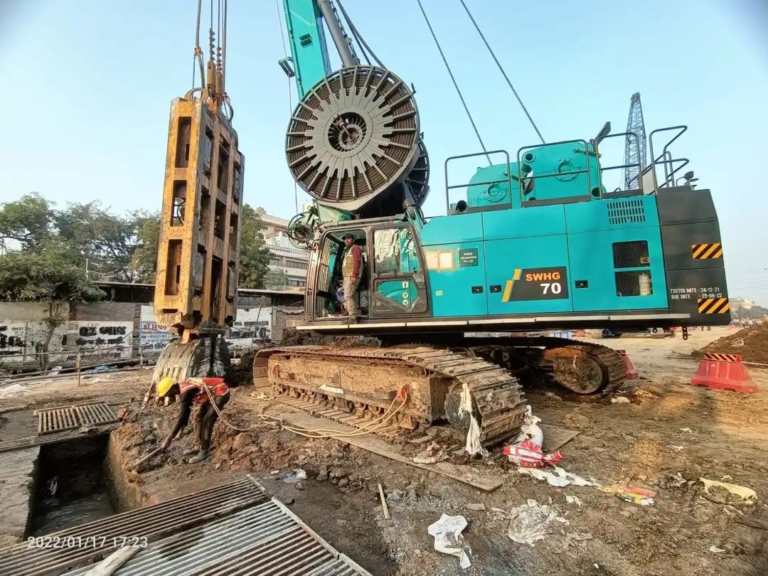 谢谢信！龙8头号玩家智能SWHG70液压抓斗助力外洋基础施工获肯定