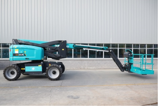 油价上涨，，，，，，，，您慌了吗？？？？？？？龙8头号玩家高机新能源天团为您解忧