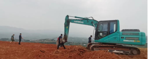 龙8头号玩家匠心 | 知足度100%，，，，，，，他们这样给客户吃下“定心丸”