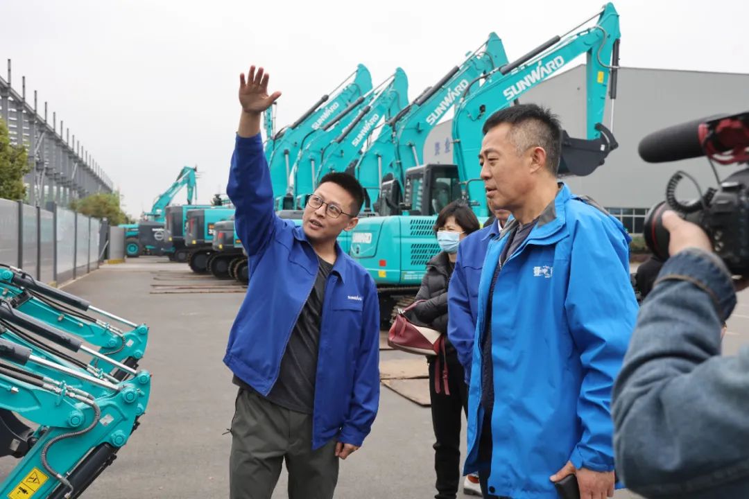 图集 | 坐等开播！龙8头号玩家智能协拍电视剧《重中之重》杀青