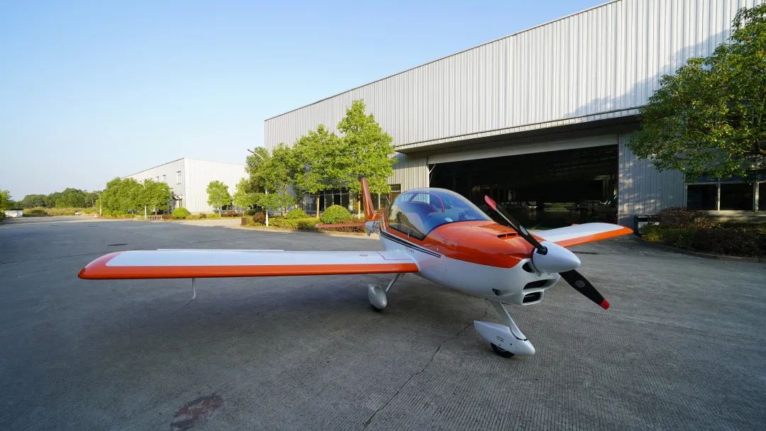 图集 | 阿若拉穿“鲨”衣，，，，，，，尚有更多套装为天空添彩！