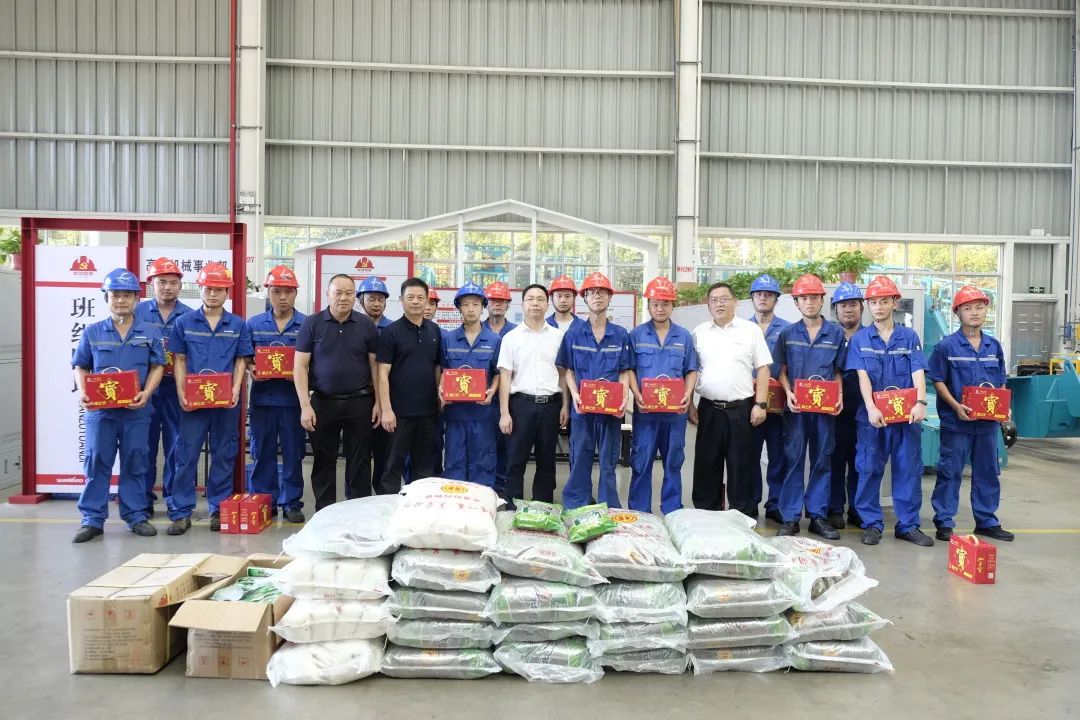 长沙市总工会慰问龙8头号玩家智能一线员工