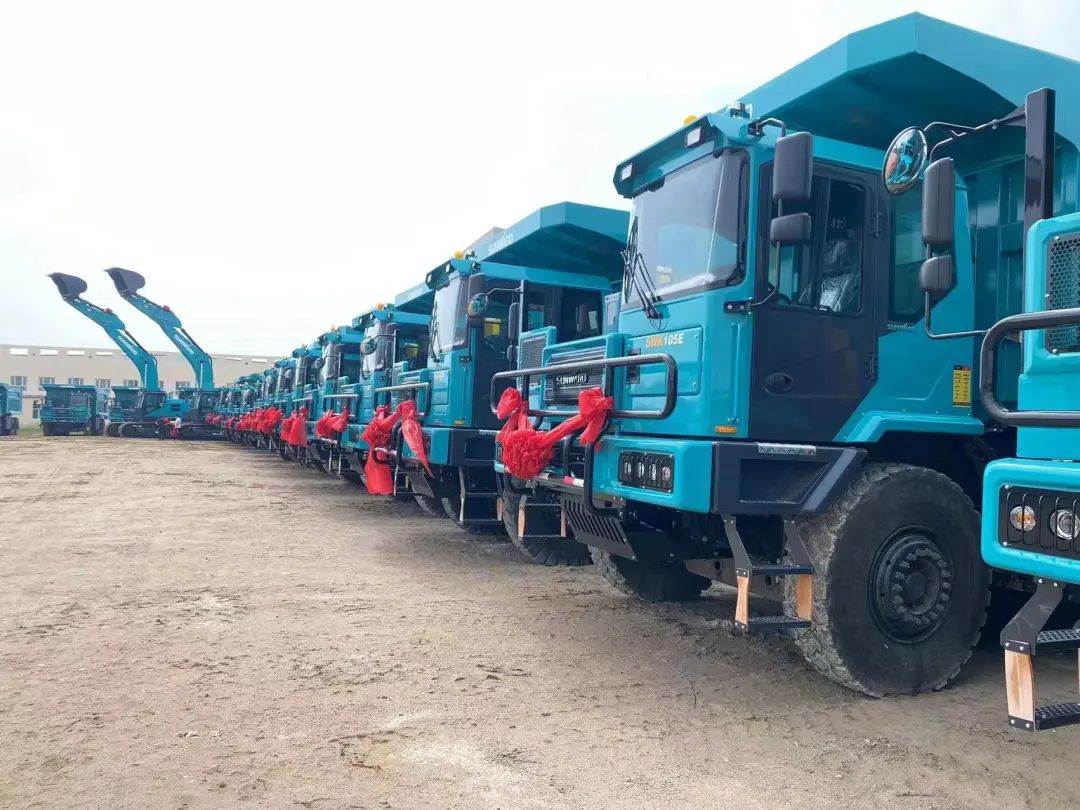 效率更高、实力更强！龙8头号玩家智能“矿山同伴”批量交付