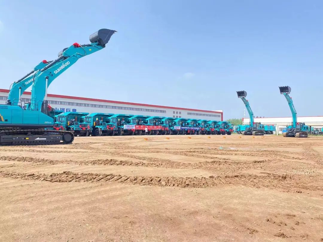 效率更高、实力更强！龙8头号玩家智能“矿山同伴”批量交付