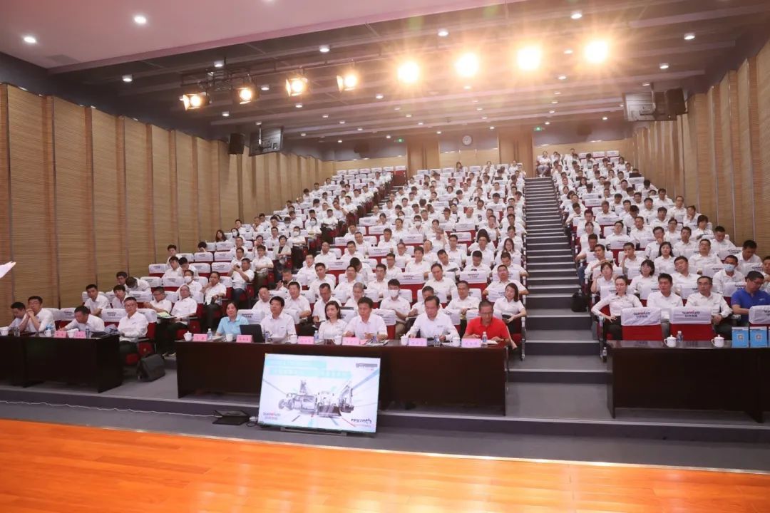 科技引领，，，，，智行未来！博世力士乐立异岑岭论坛在龙8头号玩家智能举行