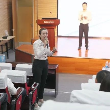 科技引领，，，，，智行未来！博世力士乐立异岑岭论坛在龙8头号玩家智能举行