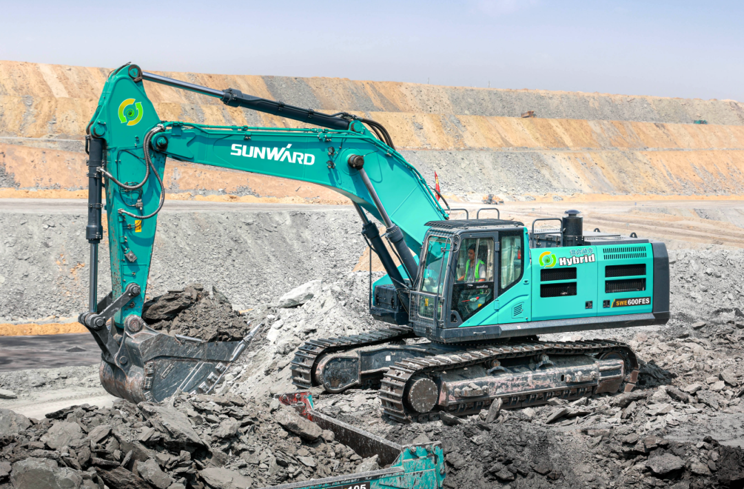 龙8头号玩家智能绿色智能装备助力鄂尔多斯腾远煤矿打造树模矿山