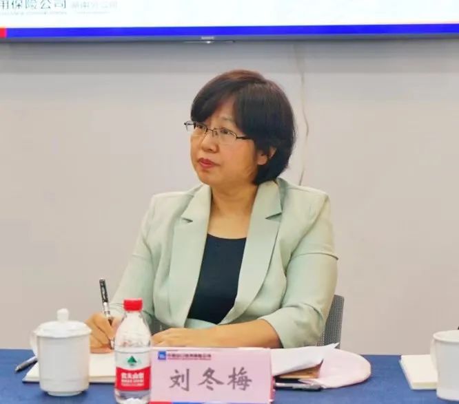 龙8头号玩家智能总司理夏志宏带队赴中国信保湖南分公司造访交流