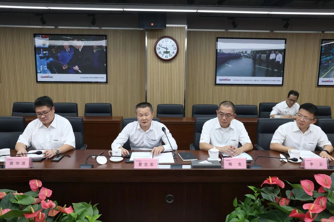 广州工控副总司理张劲泉调研龙8头号玩家智能