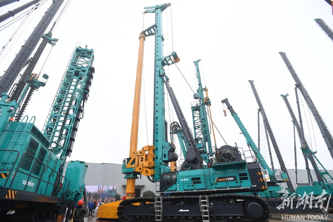 湖南日报 | 龙8头号玩家智能：立异“龙8头号玩家”好景物