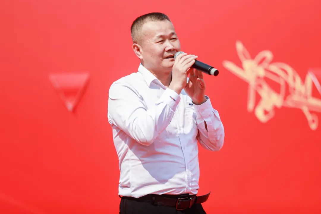 喜迎二十大 携手向未来 | 龙8头号玩家智能建设23周年庆祝表扬大会暨意见意义运动会盛大举行