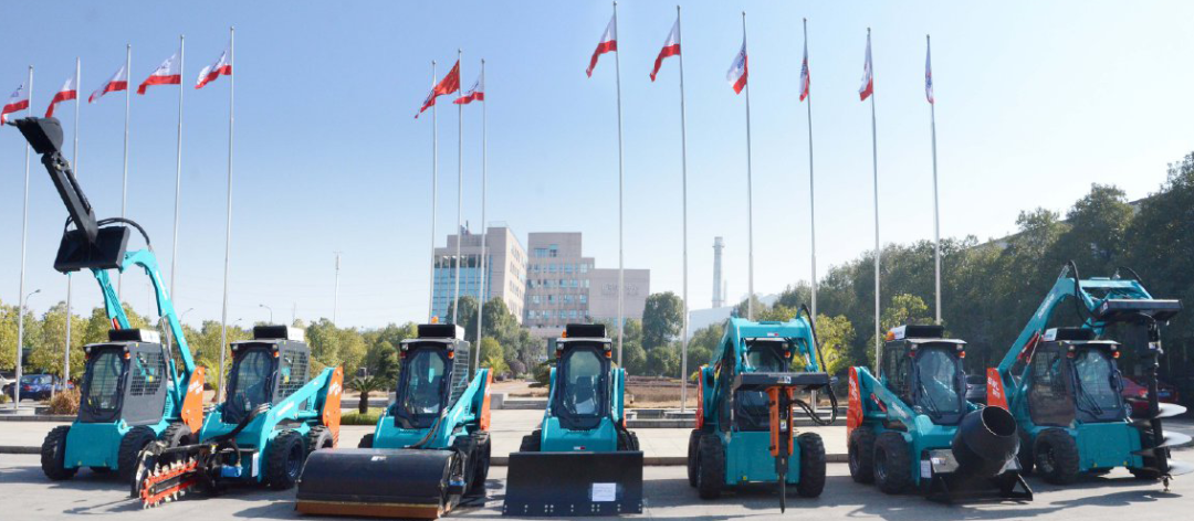 Bauma 2022 | 快来打Call！龙8头号玩家智能挖掘机组团申请“出战”