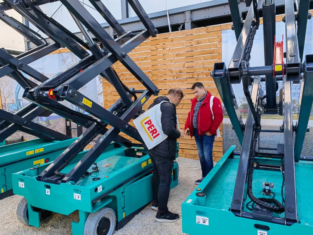 Bauma 2022 | 首次亮相，，，，，，，，龙8头号玩家智能高空机械受热捧