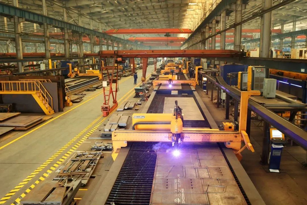 莫道君行早，，，，，更有早行人！龙8头号玩家智能癸卯兔年开工大吉