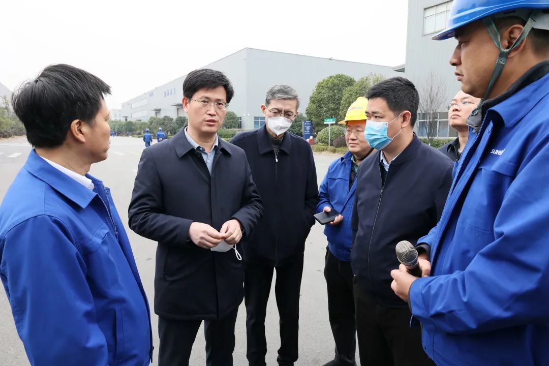 农业农村部农机化司调研龙8头号玩家智能