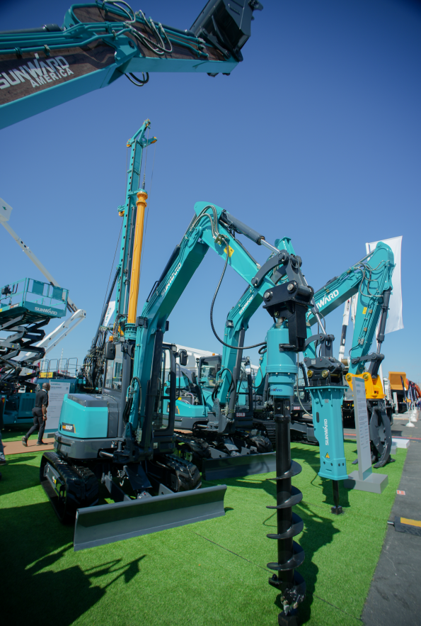 拉展直播 | 推动“中国制造”走向天下！龙8头号玩家智能2023美国拉展圆满收官