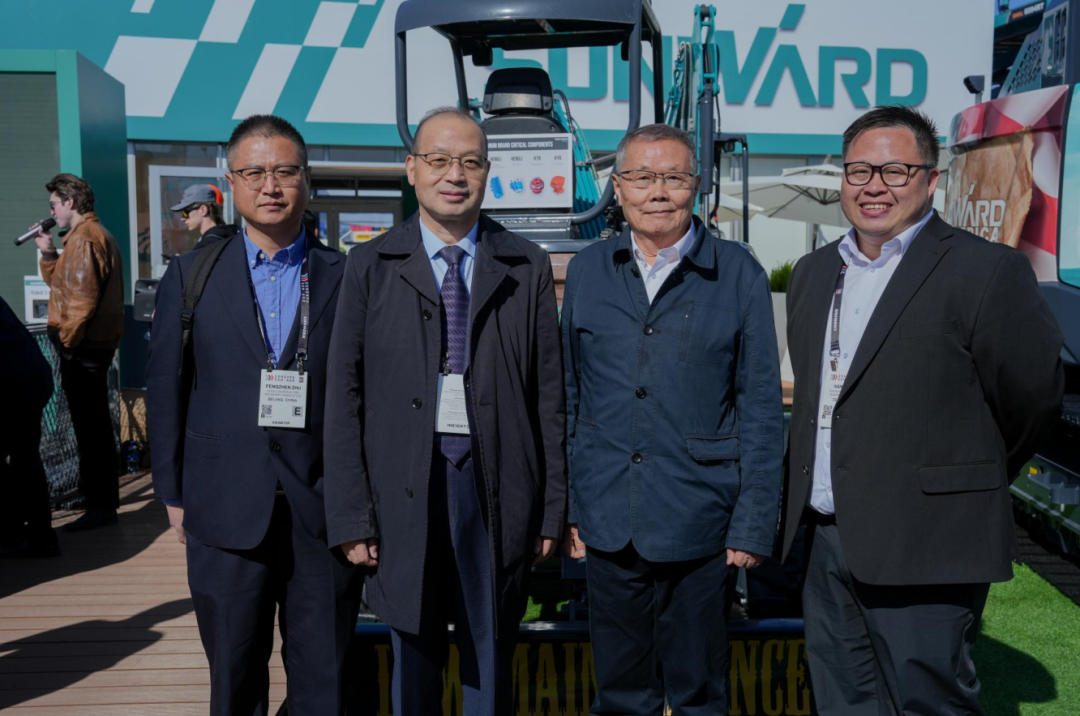 拉展直播 | 推动“中国制造”走向天下！龙8头号玩家智能2023美国拉展圆满收官