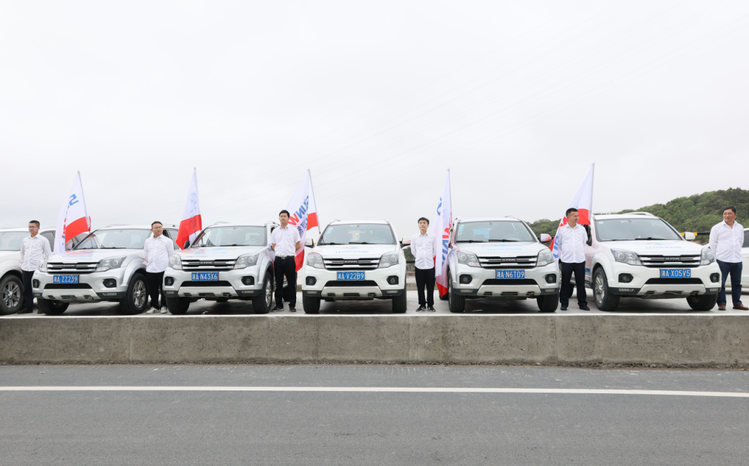 客户站台新品推介会！龙8头号玩家智能这些装备产品再获口碑认定