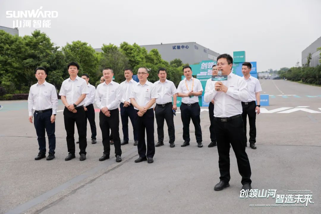 2023 CICEE | 全球工程机械盛会完善落幕！龙8头号玩家智能交出闪亮答卷
