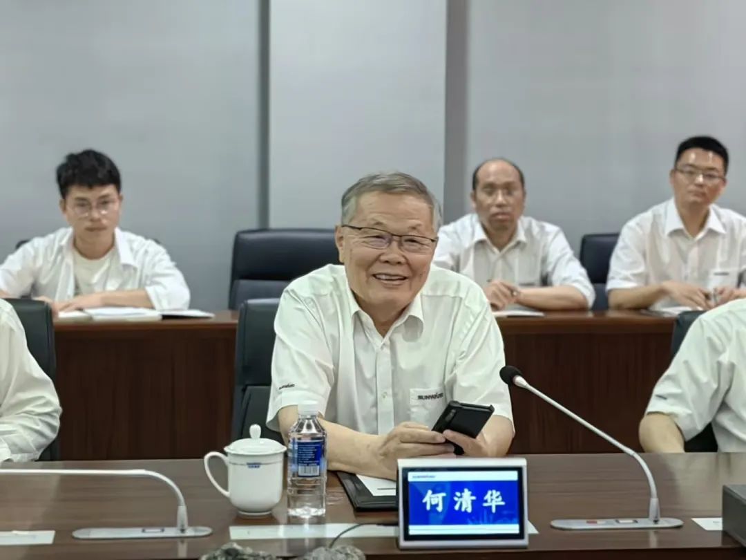 中国科学院院士陈十一率队到访龙8头号玩家智能