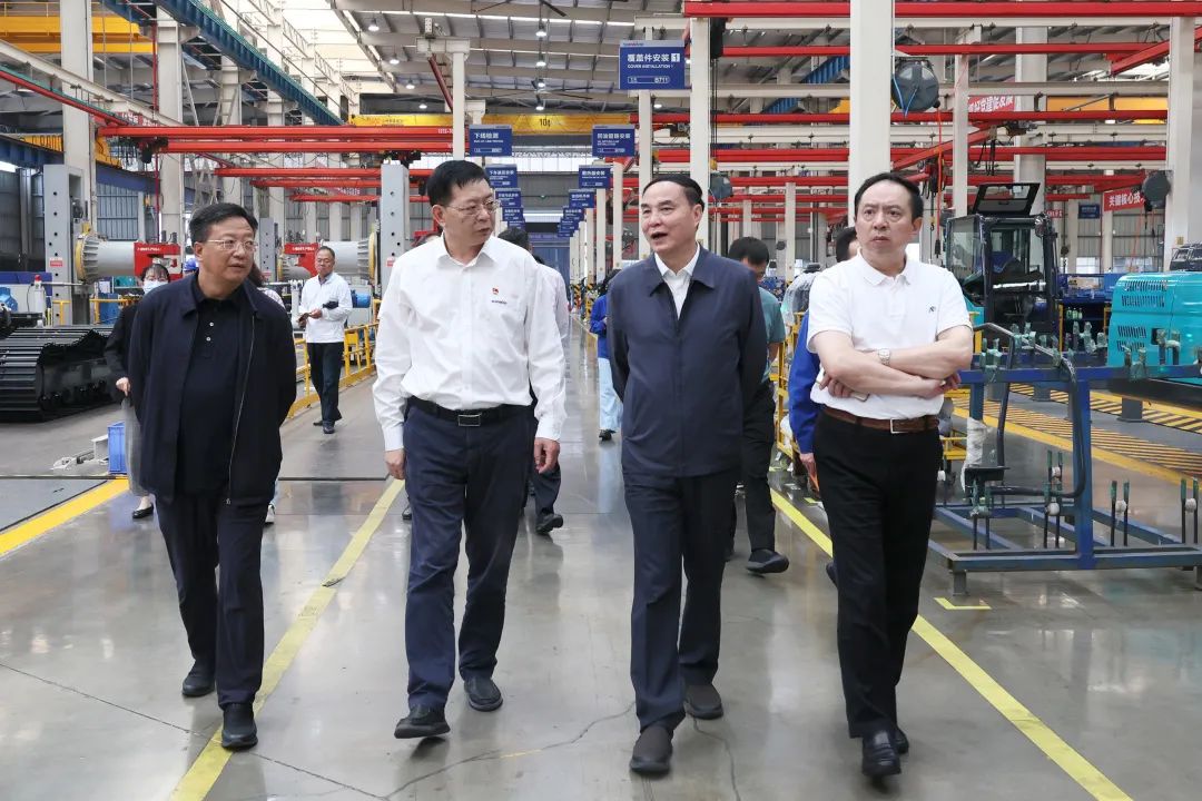 李文荣调研龙8头号玩家智能