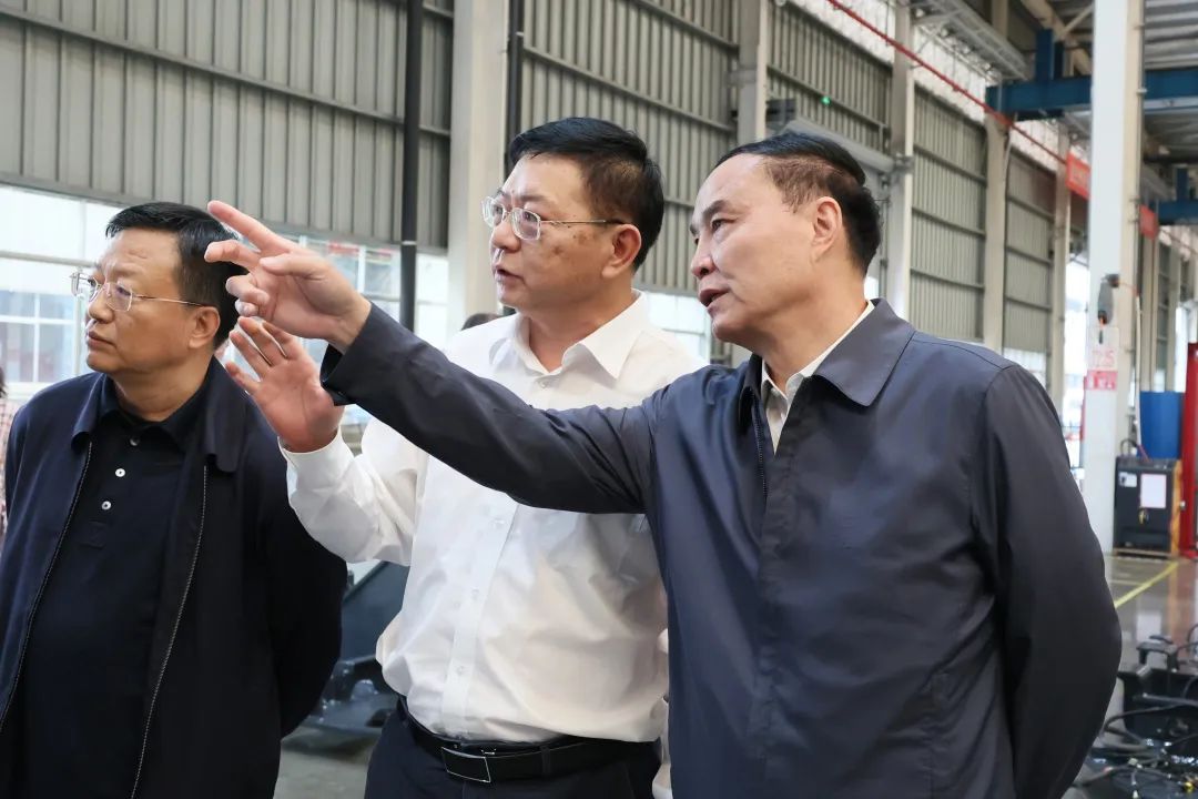 李文荣调研龙8头号玩家智能