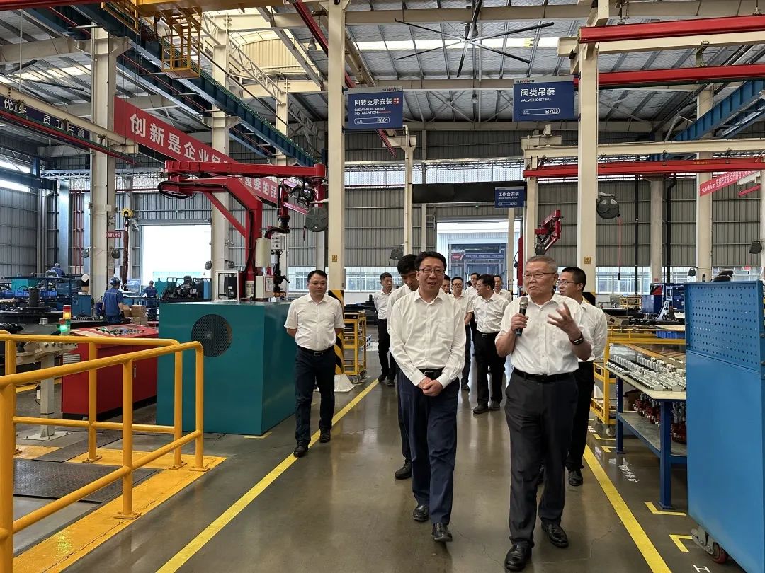 中国联通集团副总司理梁宝俊到访龙8头号玩家智能