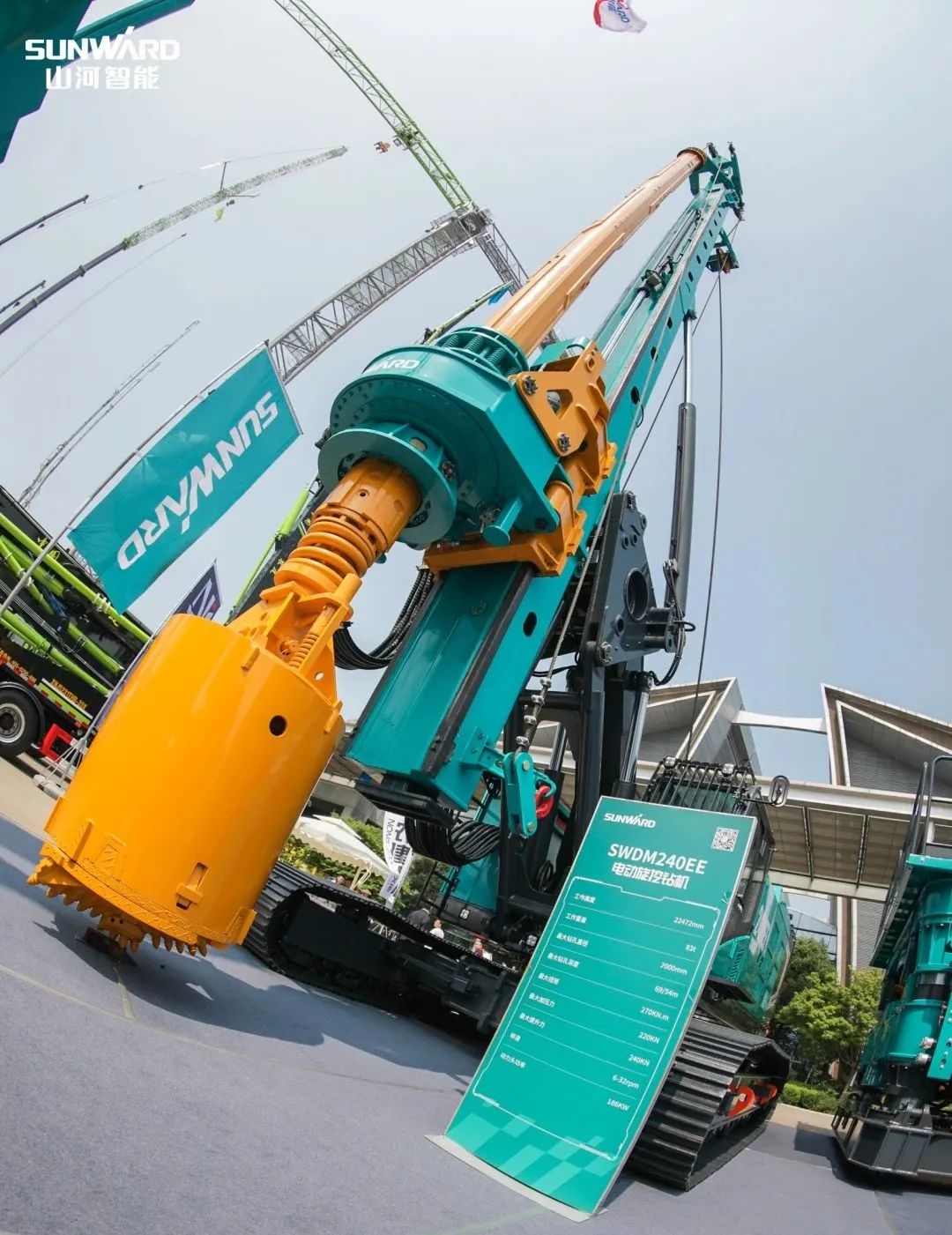 “零故障”“低能耗”！龙8头号玩家智能增程式电动旋挖钻机惊艳首秀