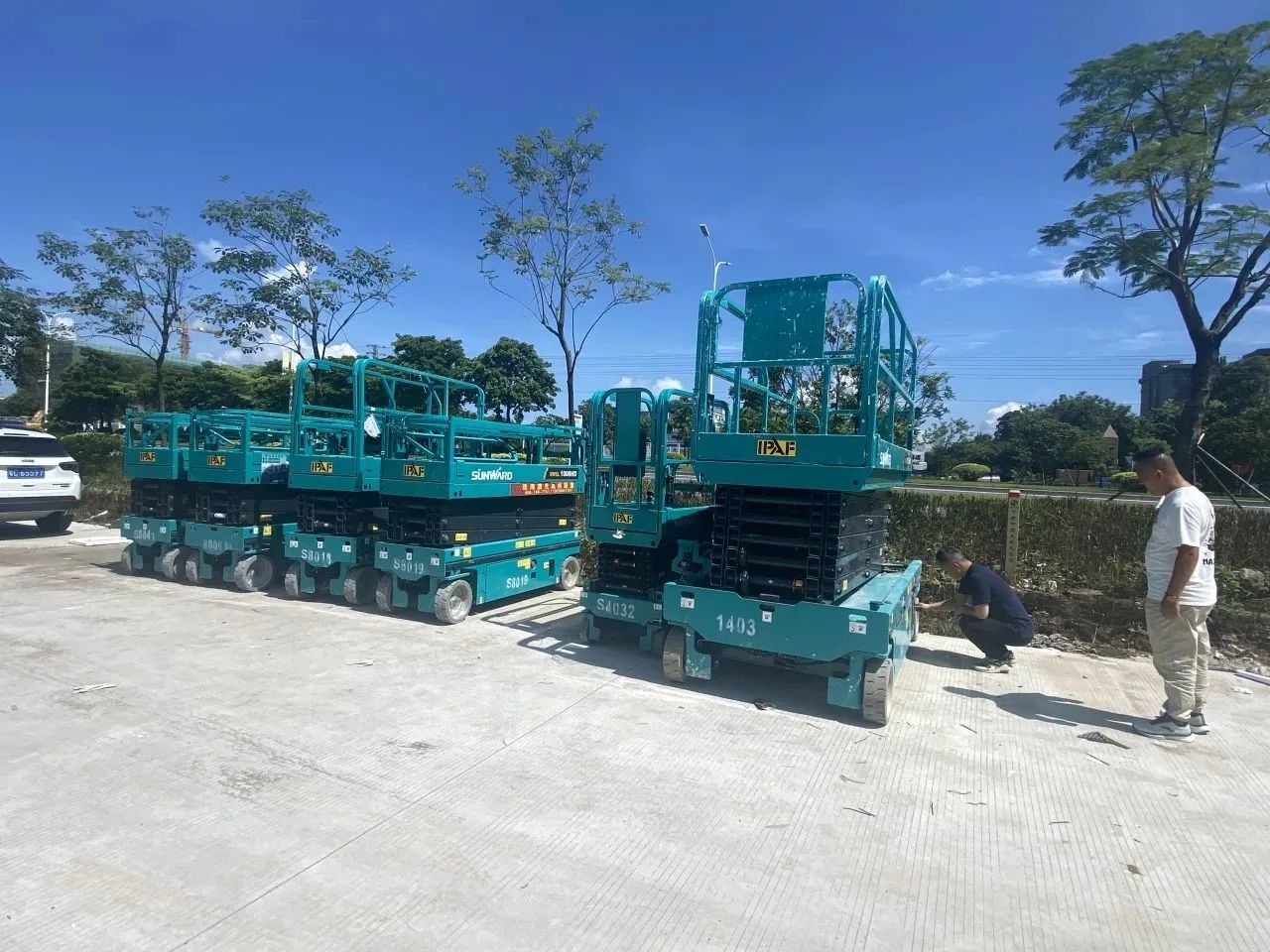 品质龙8头号玩家，，，，，，，专心折务！龙8头号玩家智能高空机械效劳万里行走进华南