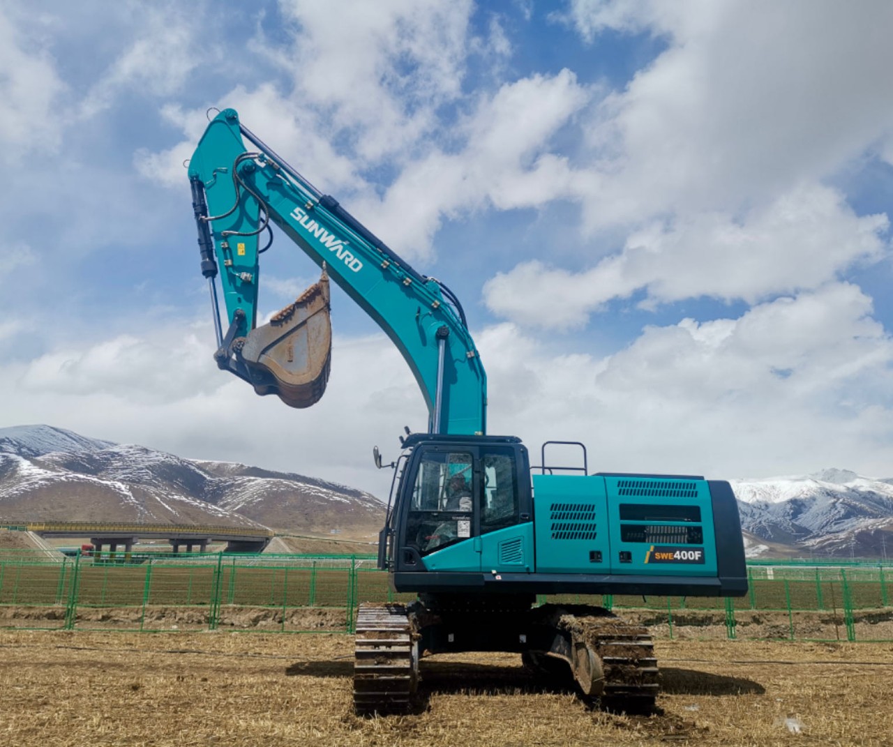 CMIIC2023明星产品榜揭晓！龙8头号玩家智能多款产品上榜