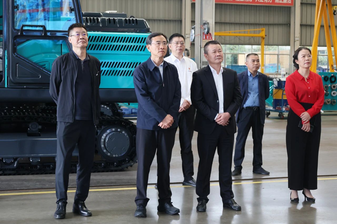 北京市政协副主席林抚生调研龙8头号玩家智能