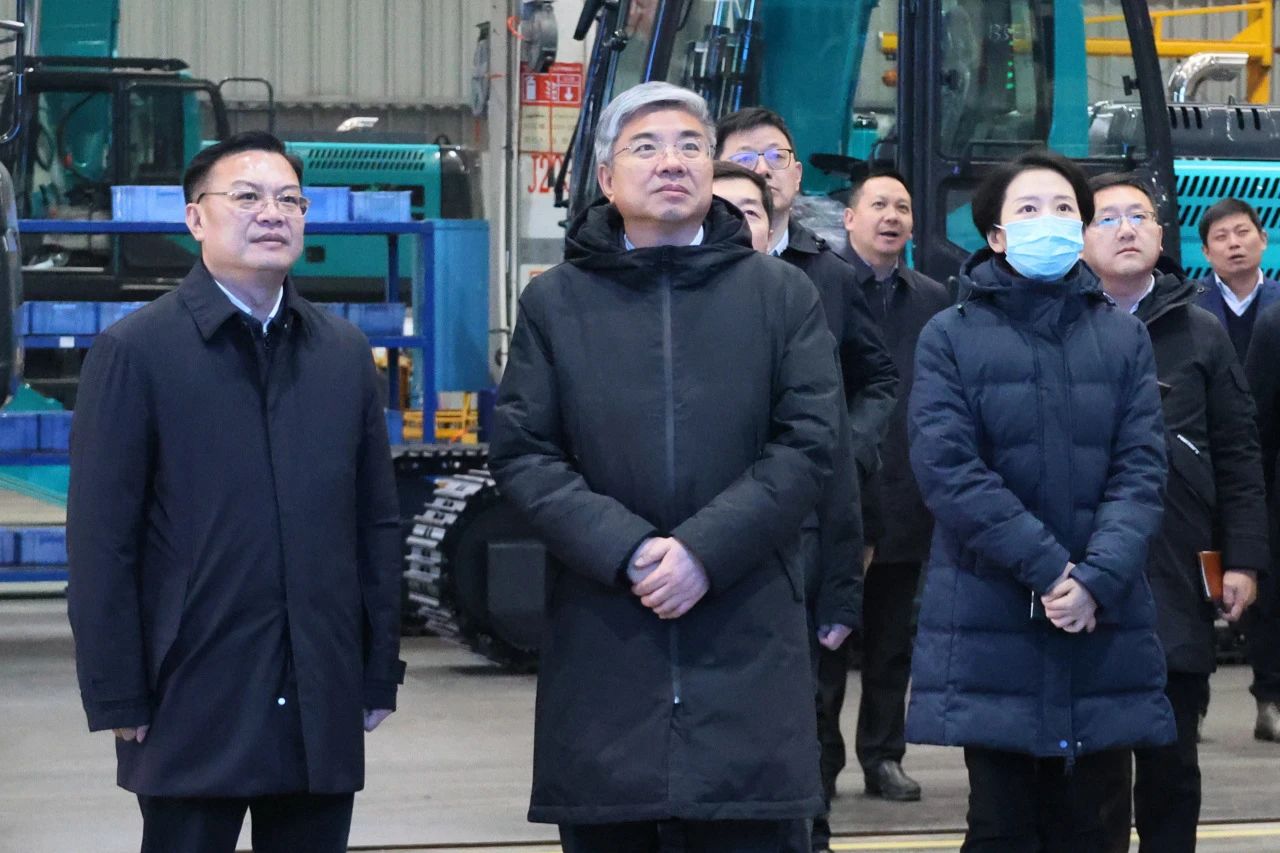 商务部部长助理唐文弘调研龙8头号玩家智能