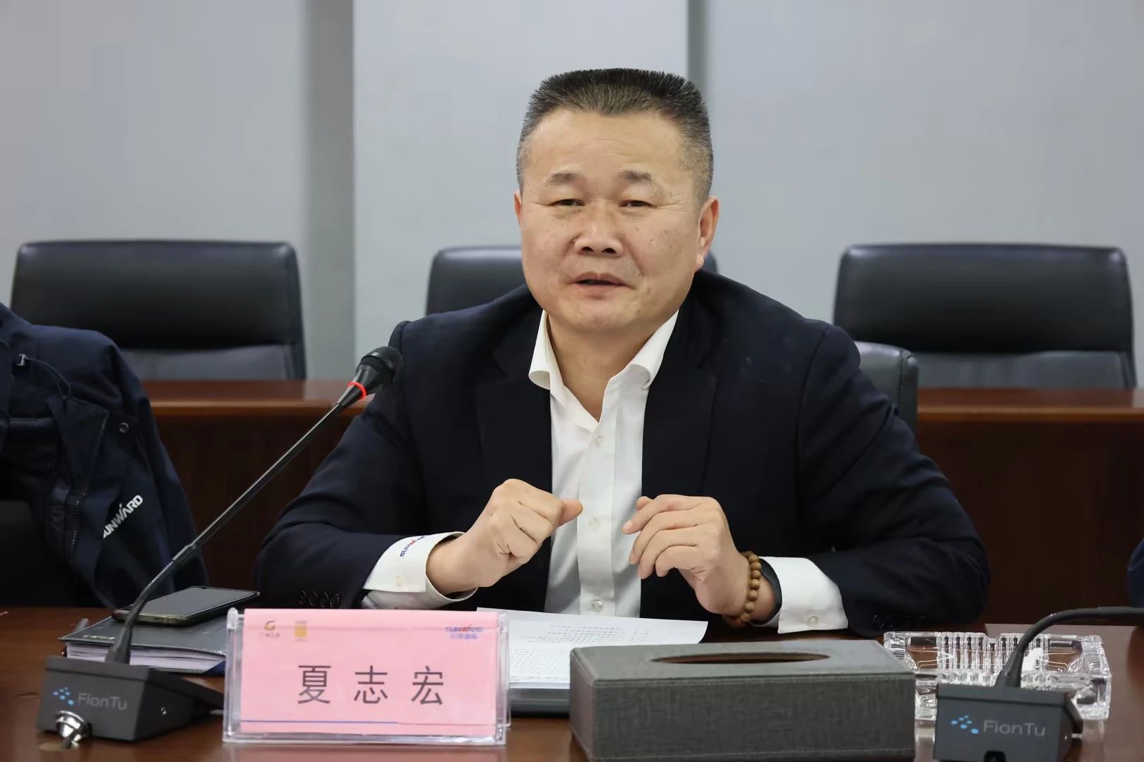 新思绪、新领域、新相助、新突破！中铁十二局到访龙8头号玩家智能