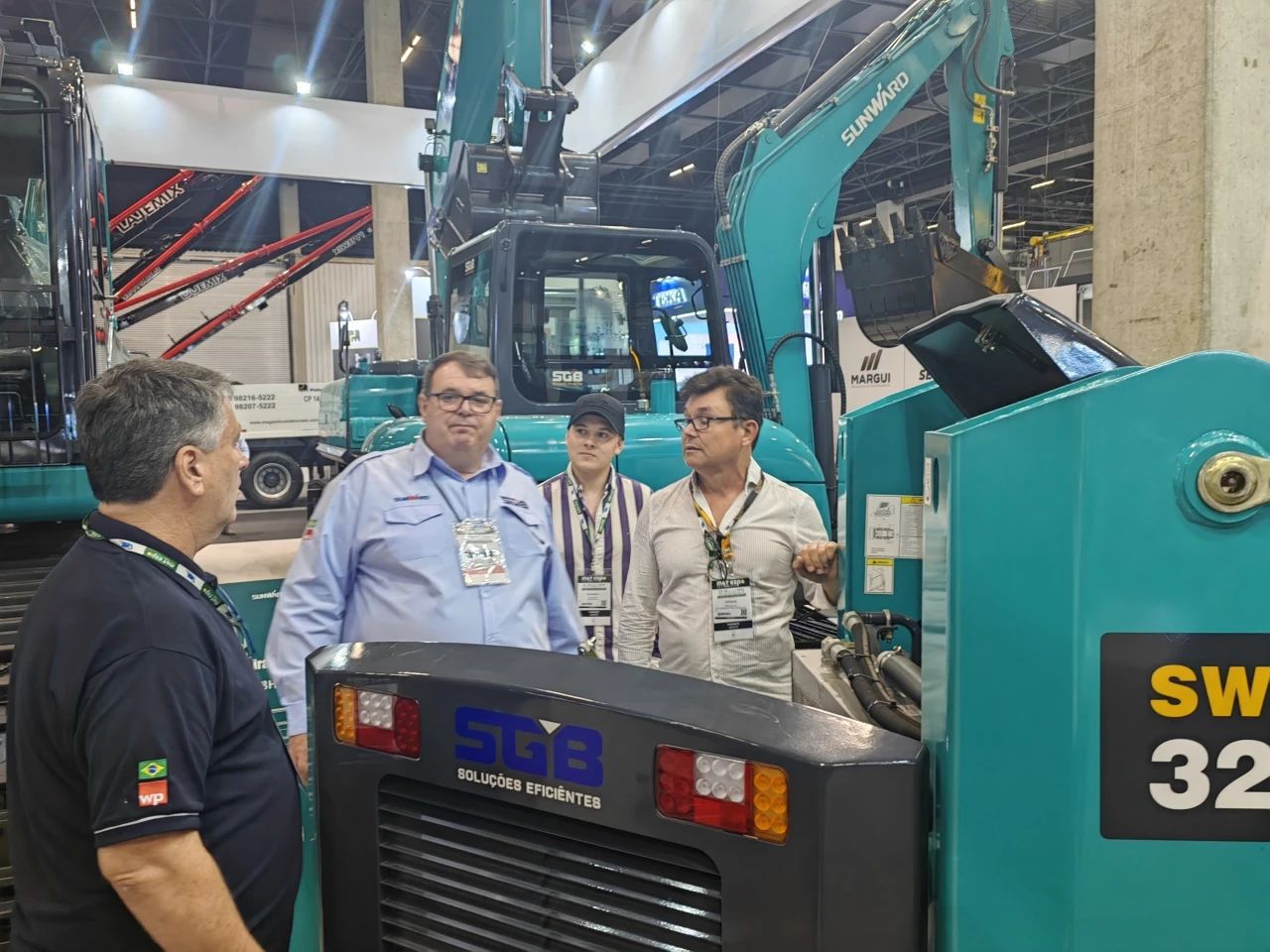 展出装备销售一空！龙8头号玩家智能亮相2024巴西矿业展览会！