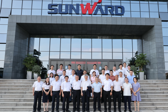 龙8头号玩家智能科协荣获湖南省2023年度“企业科协事情先进整体”