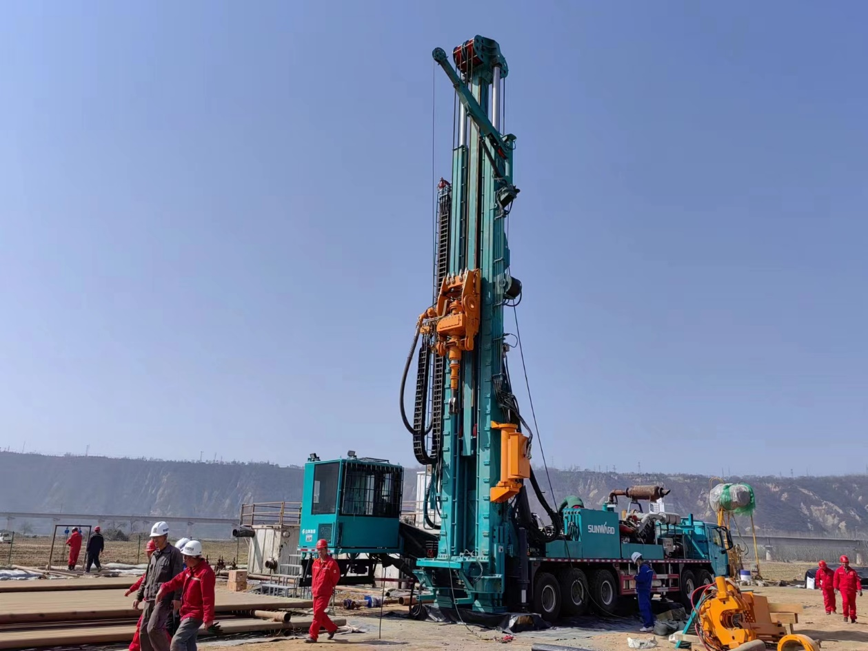 龙8头号玩家智能“大直径深孔钻护一体同心跟管钻进手艺立异与使用”项目获批湖南省重点领域研发妄想项目